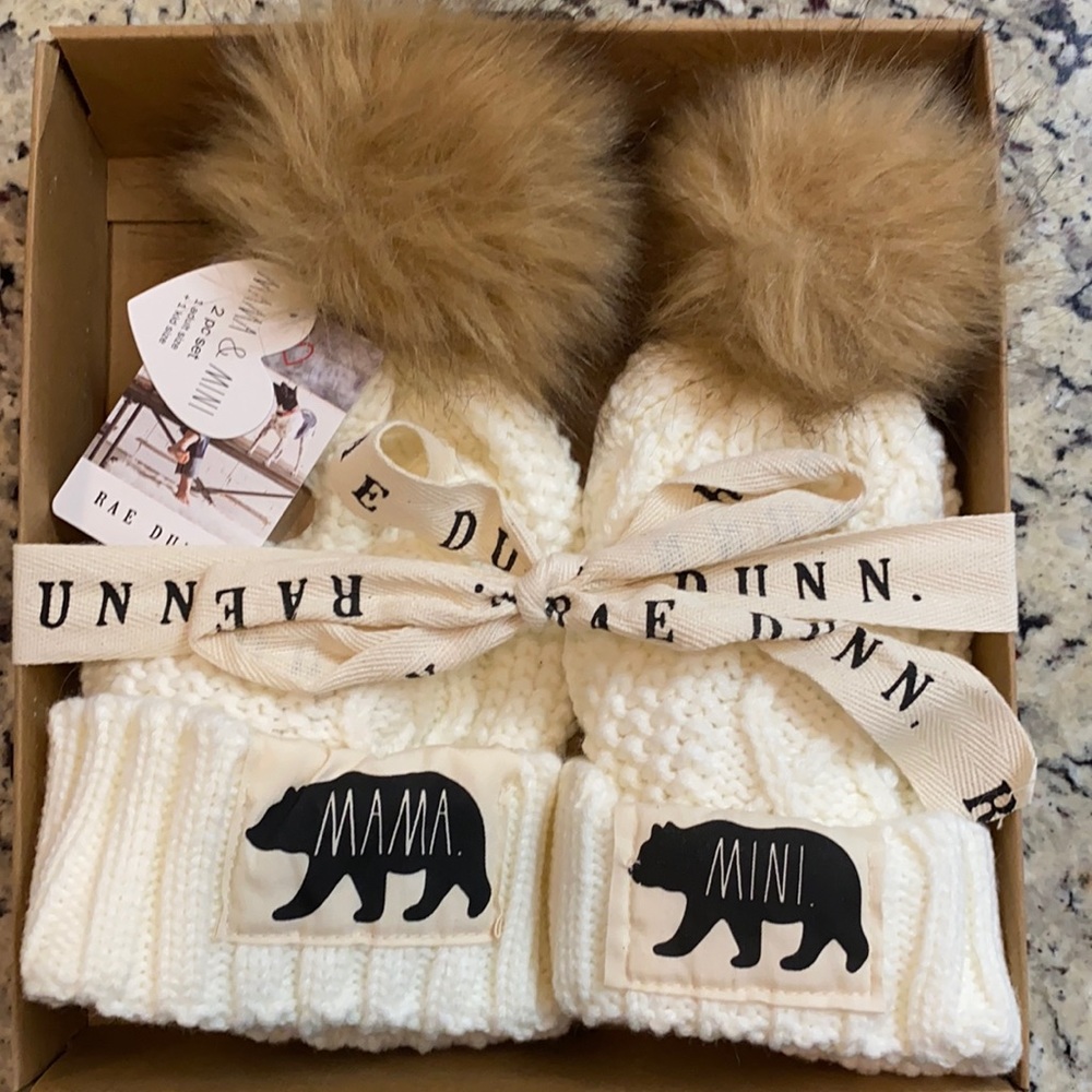 Rae Dunn MAMA MINI knit beanie 2 pc set w/ Pom Pom